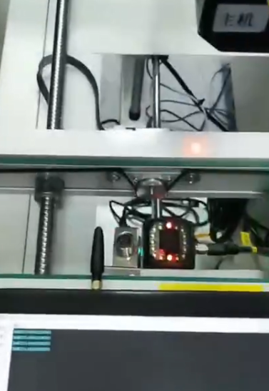 PCB電路板，接駁臺(tái)上方下方組網(wǎng)讀碼，主從機(jī)掃碼.png